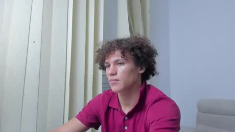 Snapshot of laureent__ chatting on 13, 12, 2024 Laureent online show from 13, 12, 2024