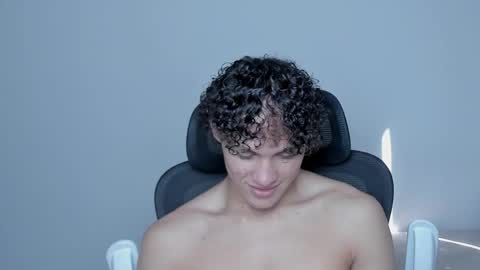 Laureent online show from 27, 10, 2025