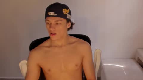 Laureent online show from 19, 12, 2025