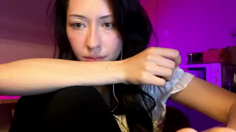 laurelimaino online show from 24, 6, 2026
