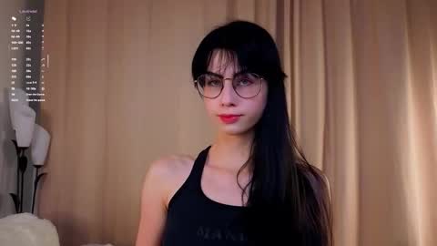 Snapshot of laureljarrar chatting on 11, 10, 2025 Arline online show from 11, 10, 2025