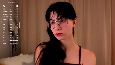 Snapshot of laureljarrar chatting on 15, 10, 2025 Arline online show from 15, 10, 2025