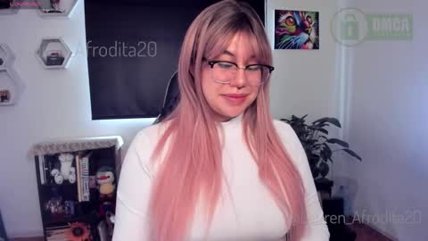 Snapshot of lauren_afrodita chatting on 28, 10, 2025 Im Lauren independent model online show from 28, 10, 2025