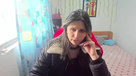 Lauren Independent model online show from 1, 10, 2025