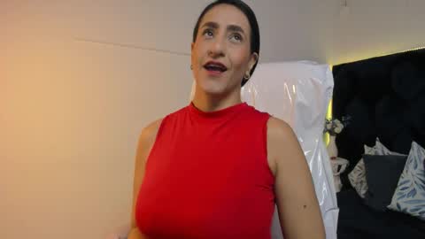 Lauren online show from 15, 2, 2026