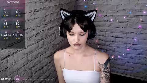 Snapshot of lauren_raquel chatting on 19, 12, 2024 Eva online show from 19, 12, 2024