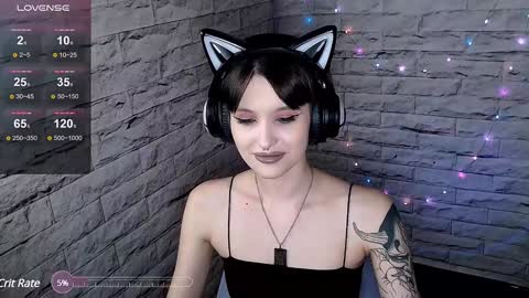 Snapshot of lauren_raquel chatting on 20, 12, 2024 Eva online show from 20, 12, 2024