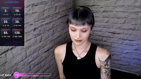 Snapshot of lauren_raquel chatting on 28, 9, 2025 Eva online show from 28, 9, 2025