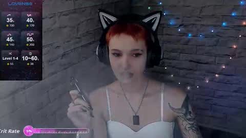 Snapshot of lauren_raquel chatting on 4, 12, 2025 Eva online show from 4, 12, 2025