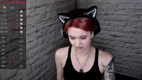 Snapshot of lauren_raquel chatting on 22, 5, 2026 Eva online show from 22, 5, 2026