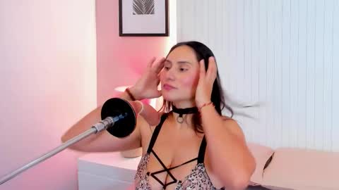 lauren_stone_ online show from 18, 12, 2025