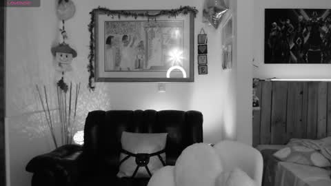 Lauren online show from 23, 12, 2024