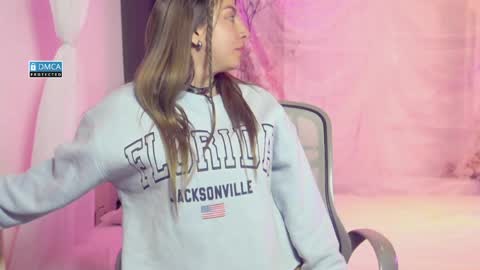 Lauren Abril online show from 7, 5, 2026
