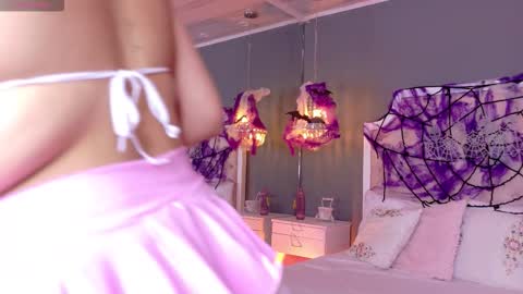 Snapshot of laurenbecker_ chatting on 31, 10, 2025 Lauren online show from 31, 10, 2025