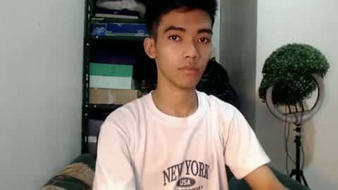 laurence_cuttieguyhere online show from 6, 7, 2026