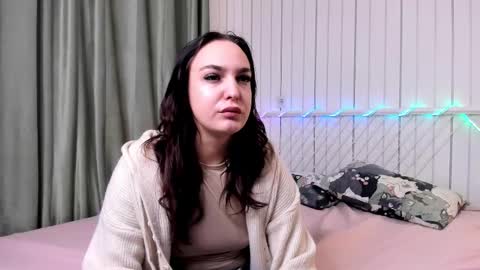 Snapshot of laurencerebillard chatting on 22, 11, 2025 Victoria online show from 22, 11, 2025