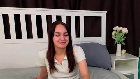 Snapshot of laurencerebillard chatting on 1, 12, 2025 Victoria online show from 1, 12, 2025