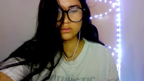 onlyfan laureng7 - 7 laureng2 online show from 10, 11, 2025