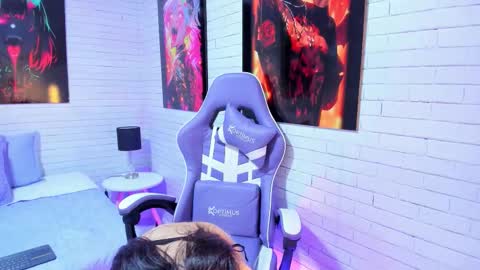 Snapshot of laurenhazel_ chatting on 21, 10, 2025 LaurenHazel online show from 21, 10, 2025