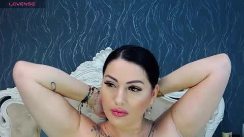 Snapshot of laurenjenssen chatting on 1, 2, 2025 Laura online show from 1, 2, 2025