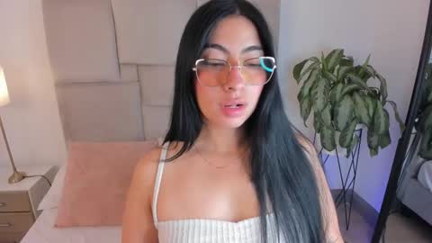 laurenn_smitth online show from 22, 9, 2025