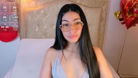laurenn_smitth online show from 17, 2, 2026