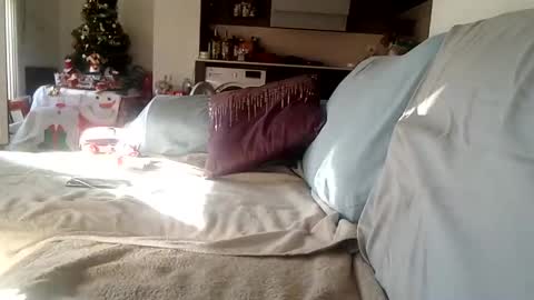 lauriehotxxx online show from 12, 1, 2025