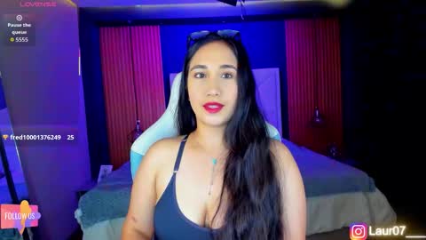 Snapshot of lauroberts chatting on 9, 9, 2025 Lau Roberts online show from 9, 9, 2025