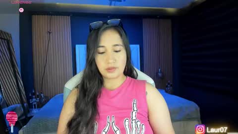 Snapshot of lauroberts chatting on 16, 10, 2025 Lau Roberts online show from 16, 10, 2025