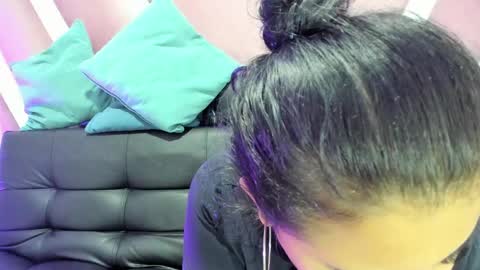Snapshot of laurynjeffers chatting on 16, 4, 2026 LaurynJeffers online show from 16, 4, 2026