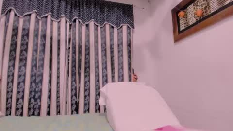 Lauu G online show from 14, 10, 2025