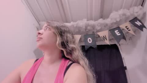 Lauu G online show from 23, 10, 2025