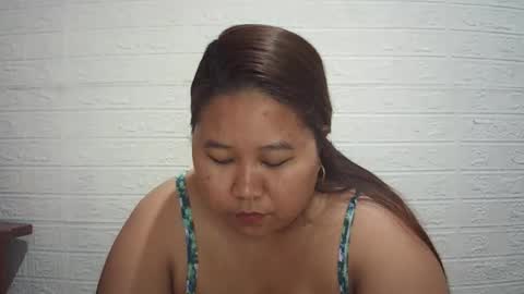 lavalyn214 online show from 28, 4, 2026