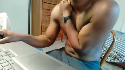 Snapshot of lavanderbrown chatting on 14, 10, 2025 lavanderbrown online show from 14, 10, 2025