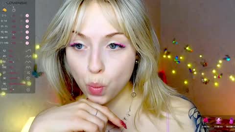 Snapshot of lavenderlav chatting on 29, 12, 2024 Melissa online show from 29, 12, 2024