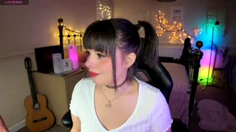 Snapshot of lavenderrzz19 chatting on 28, 6, 2026 Lavenderrzz online show from 28, 6, 2026