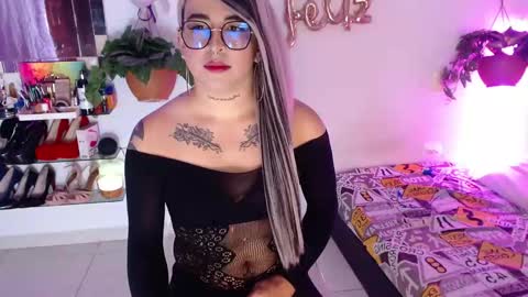 Snapshot of laveneno_ortiz07 chatting on 14, 11, 2025 Cristina online show from 14, 11, 2025