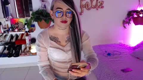 Snapshot of laveneno_ortiz07 chatting on 3, 12, 2025 Cristina online show from 3, 12, 2025