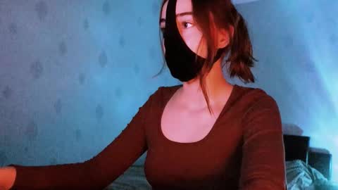 Snapshot of lavinda_lin chatting on 9, 10, 2025 Lavinda online show from 9, 10, 2025