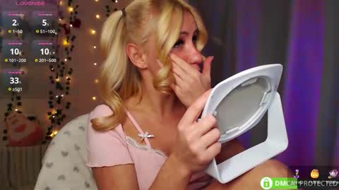 Mia online show from 2, 11, 2025