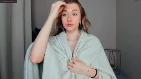 Snapshot of laviniahoutz chatting on 26, 6, 2026 Jane online show from 26, 6, 2026