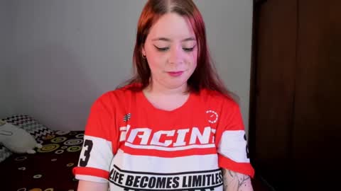 Snapshot of lay_lah chatting on 13, 12, 2024 laylaah online show from 13, 12, 2024