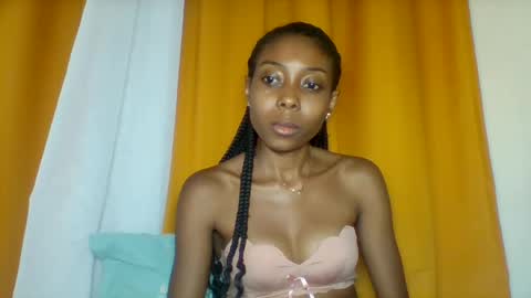 layannek online show from 15, 11, 2025