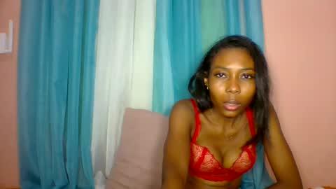 layannek online show from 13, 7, 2026