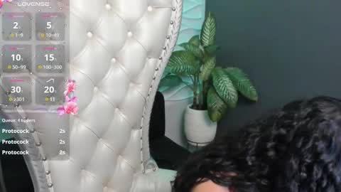 Snapshot of layla_707 chatting on 9, 9, 2025 Layla online show from 9, 9, 2025