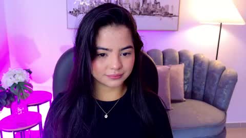 Snapshot of layla_breezee_ chatting on 1, 5, 2026 Layla Breezee online show from 1, 5, 2026
