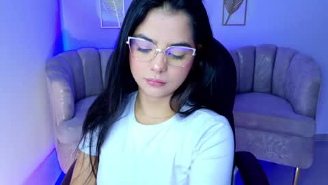 Snapshot of layla_breezee_ chatting on 3, 5, 2026 Layla Breezee online show from 3, 5, 2026
