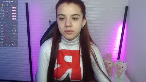 Snapshot of layla_castilloo chatting on 7, 3, 2025 Layla online show from 7, 3, 2025