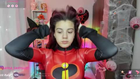 Snapshot of layla_castilloo chatting on 17, 10, 2025 Layla online show from 17, 10, 2025