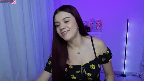 Snapshot of layla_castilloo chatting on 25, 6, 2026 Layla online show from 25, 6, 2026